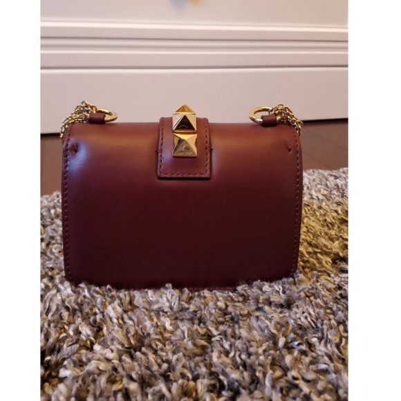 Valentino Garavani glam lock leather crossbody bag - Picture 2 of 7